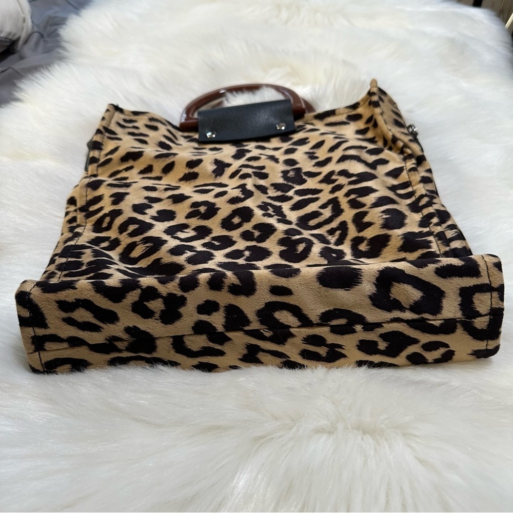 Cheetah print purse - Picture 3 of 7